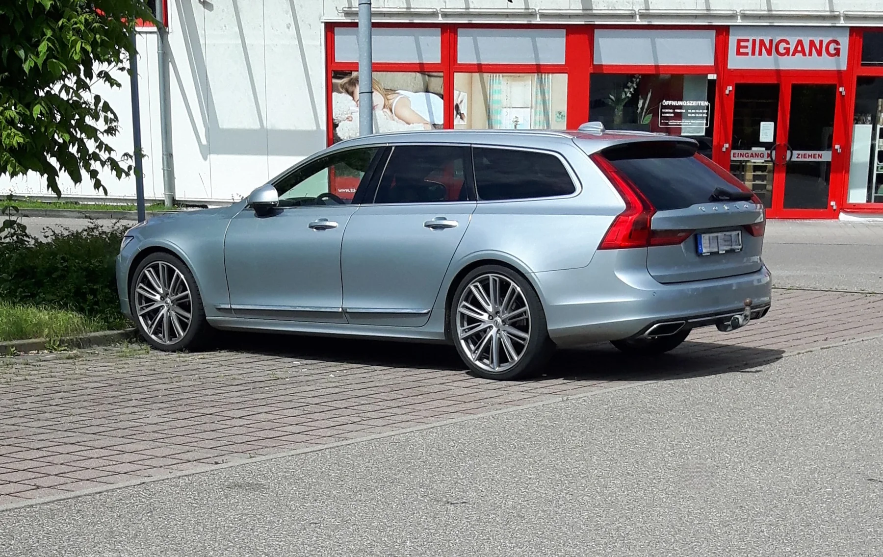 Volvo V90 II 2016–2025
