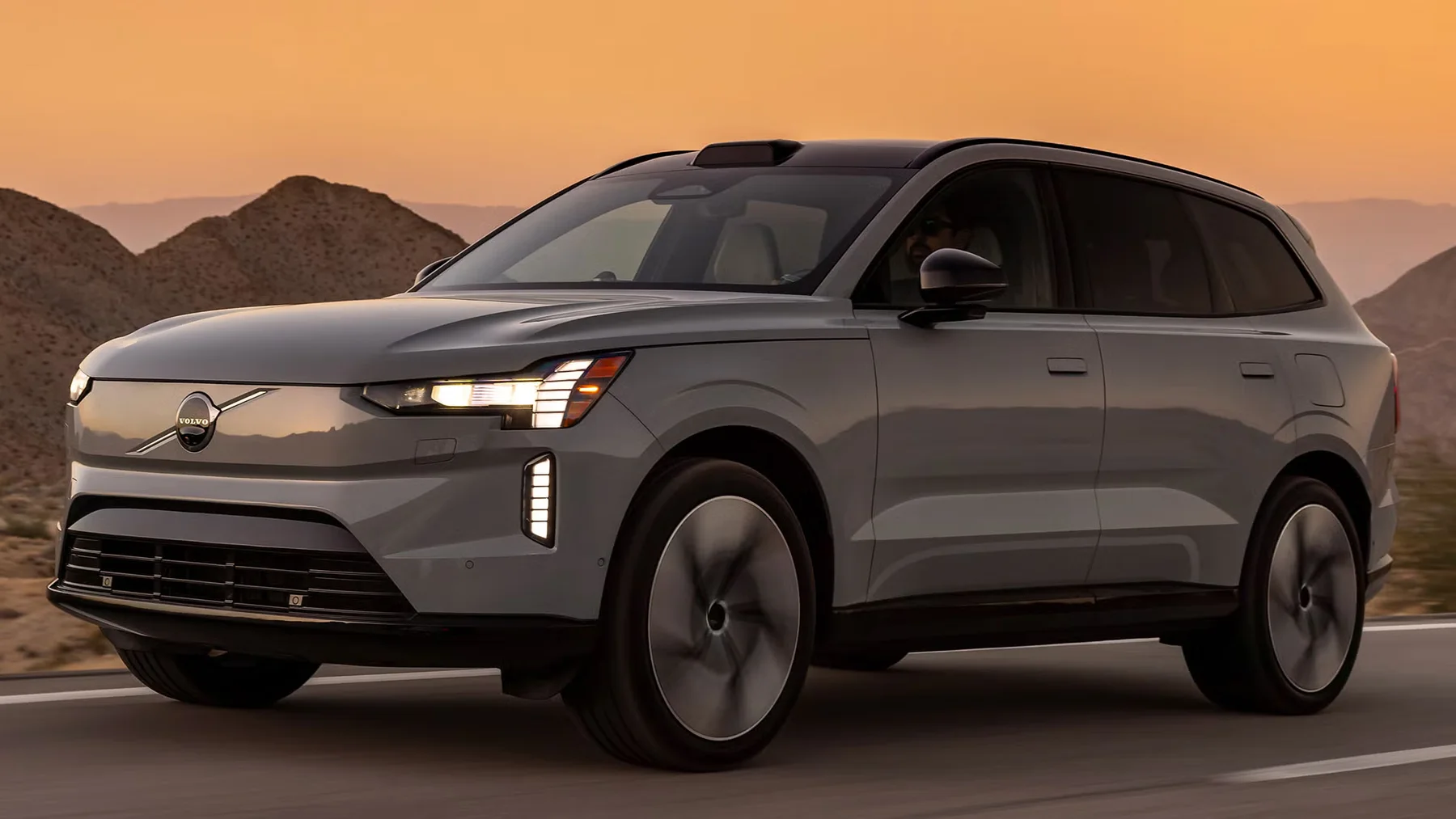 Volvo EX90 2024–дотепер