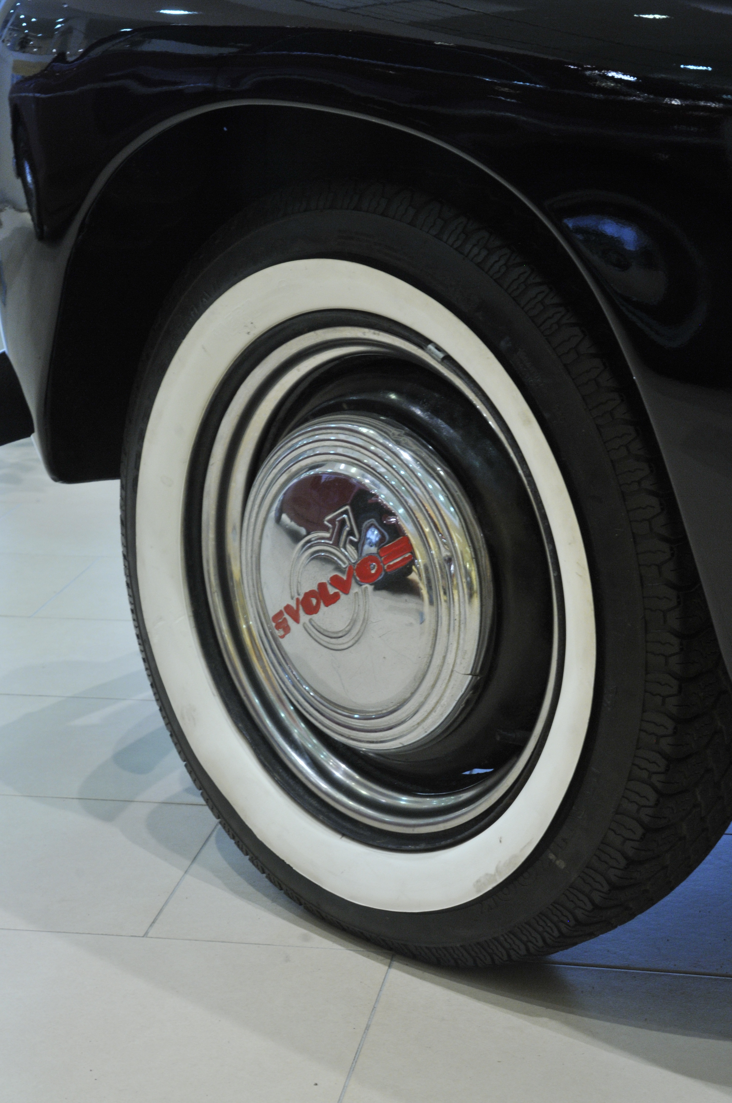 Volvo PV444