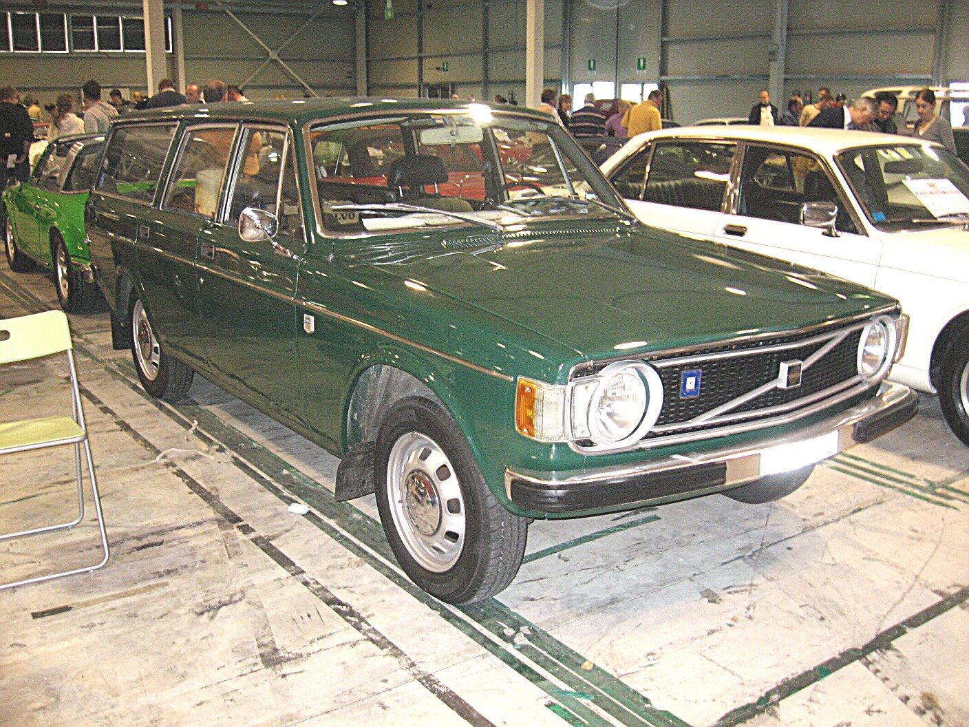 Volvo 145 — універсал серії 140