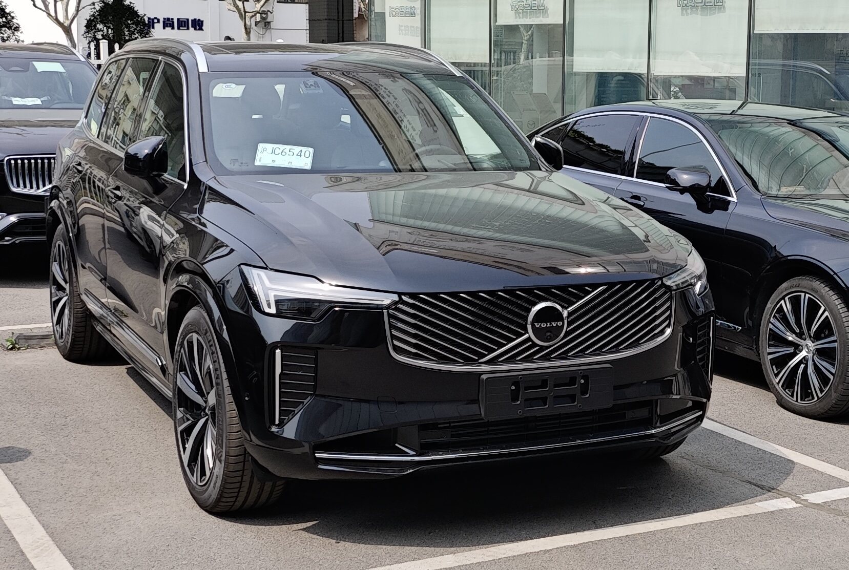Volvo XC90 другого покоління — перший серійний автомобіль архітектури SPA