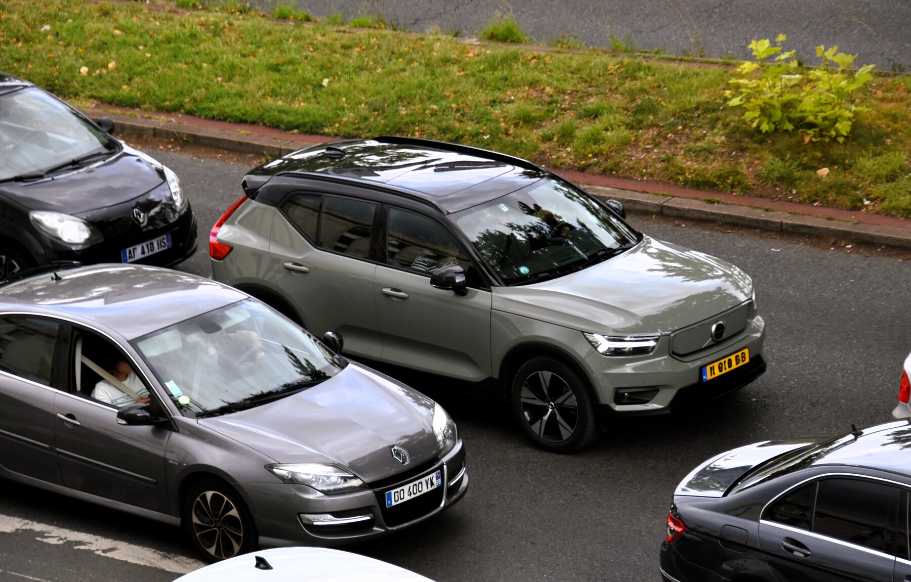 Електричний Volvo XC40 Recharge