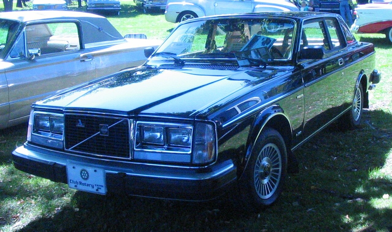 Volvo 262C Bertone 1980 року
