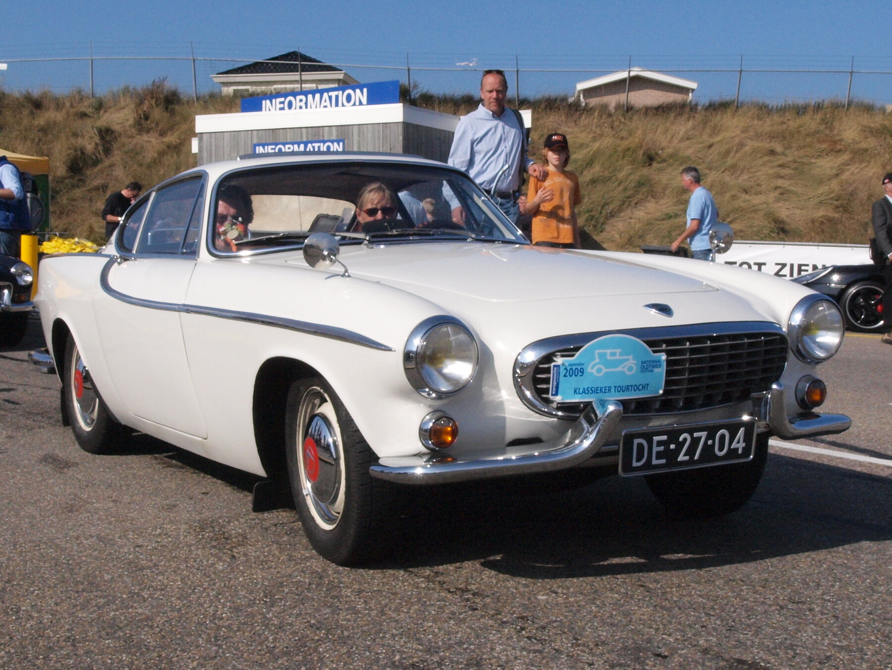Volvo P1800