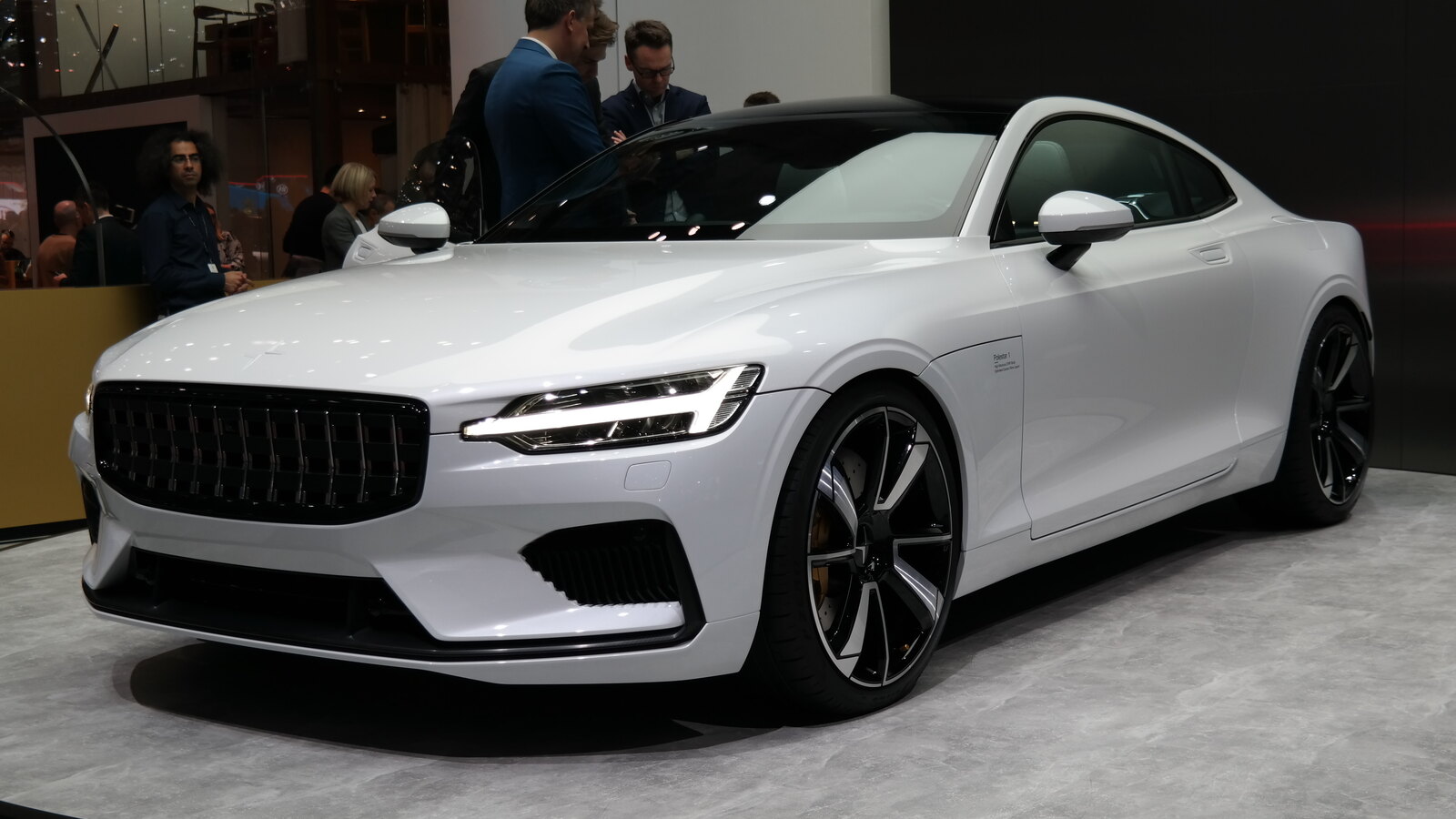 Polestar 1 — динамічний дебют Polestar 1 у Goodwood