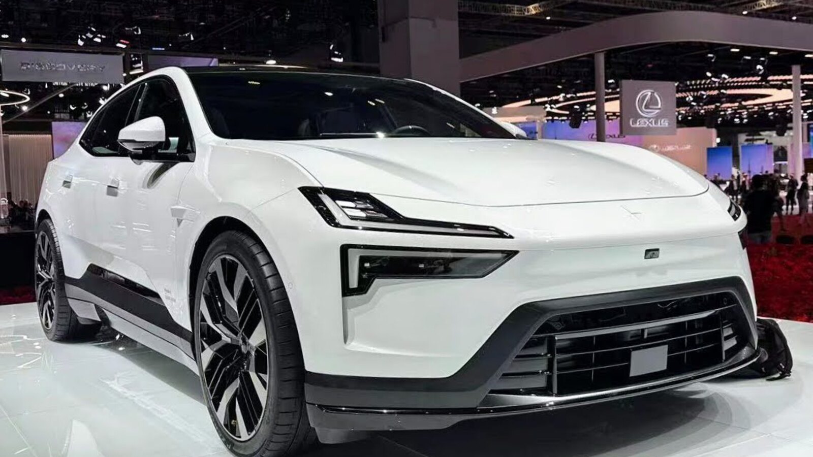 Polestar 4