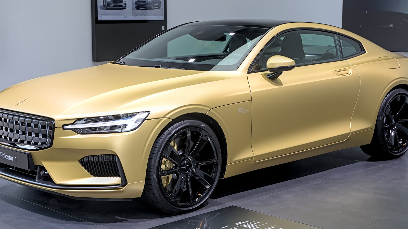 Polestar 1 — передача золотих Polestar 1 клієнтам
