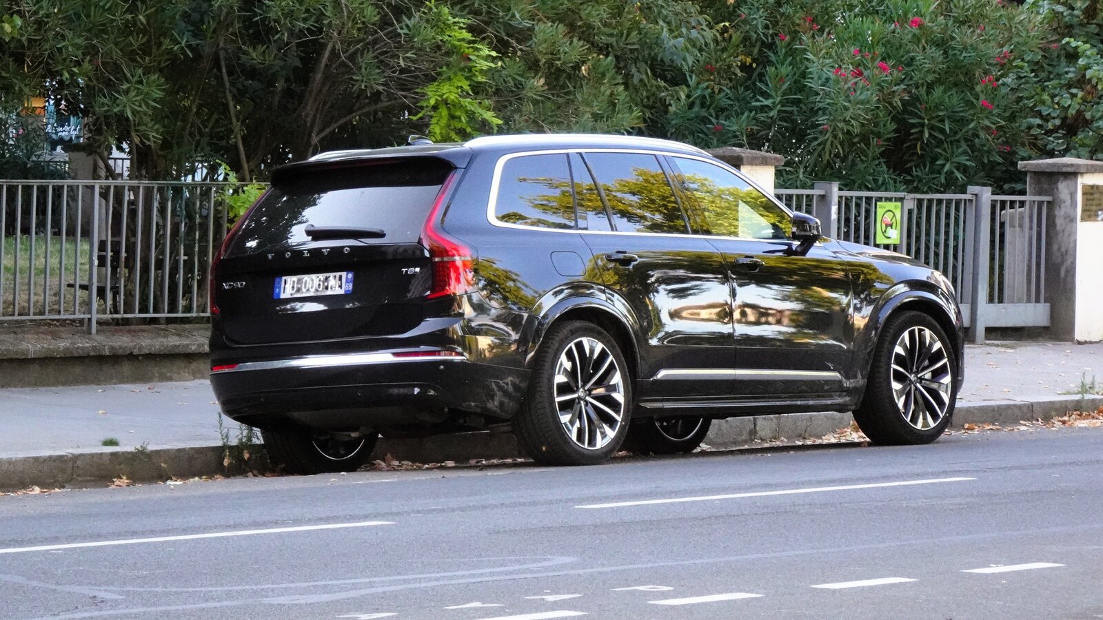 Volvo XC90 T8