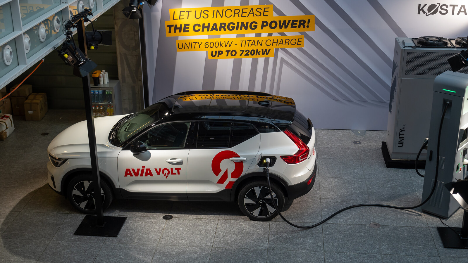 Volvo EX40