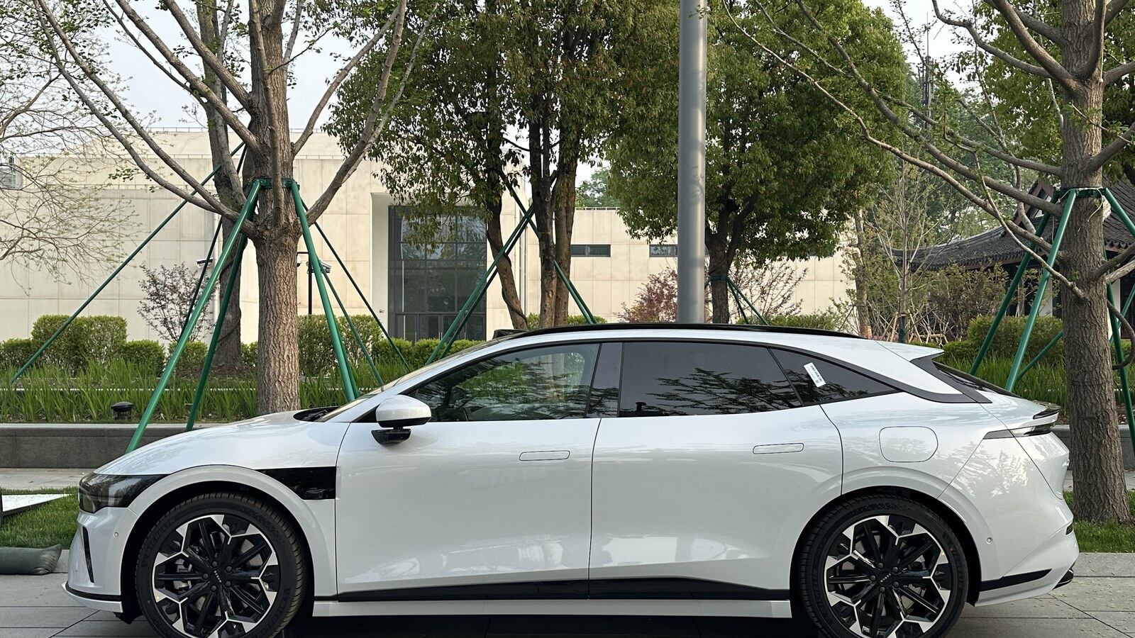 Zeekr 007 GT